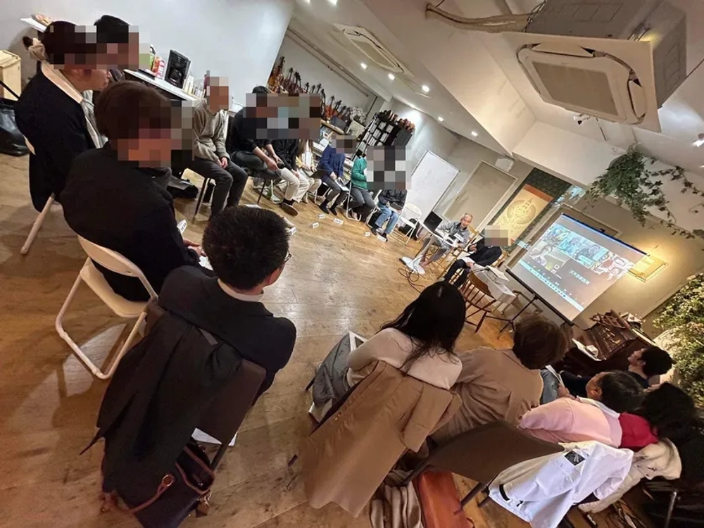 img of 社会のためという装い